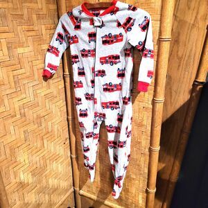 Carters 3T PJs Pajamas Fire Truck Engine 1PC Footie Footed Fleece boys Sleeper